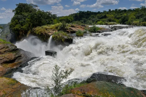 Expeirnece-the-mighty-Murchison-falls-in-Uganda