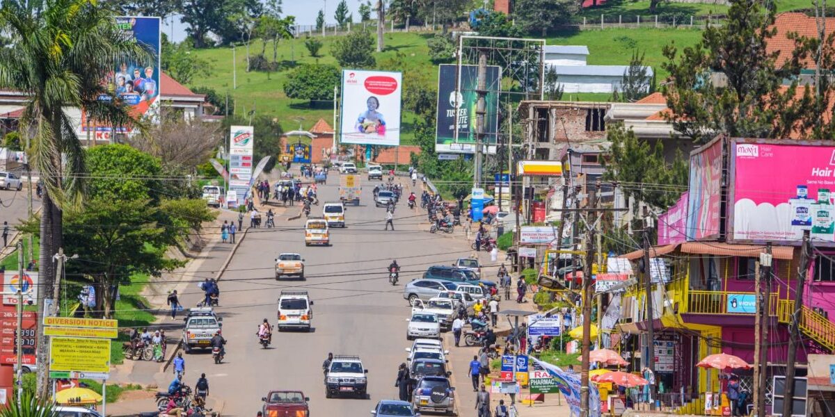 Are City Tours Available in Fort Portal?