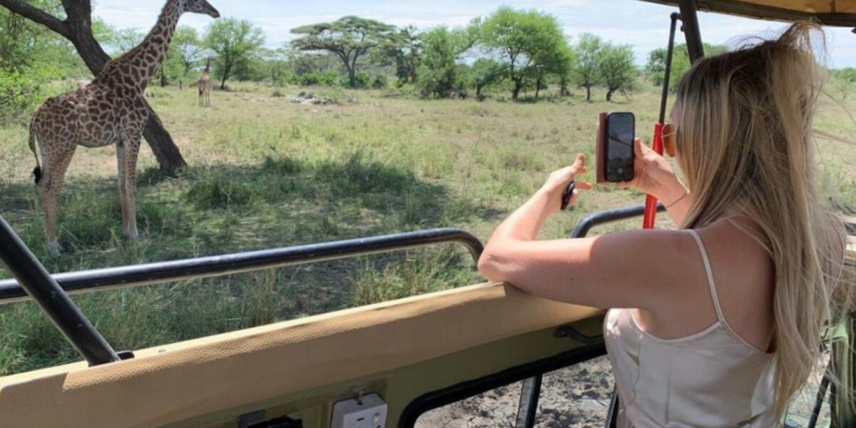 How Do I Avoid Crowds During Migration Season in During Either Kenya or Tanzania Safari?