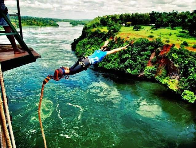 Bungee jumping in Jinja